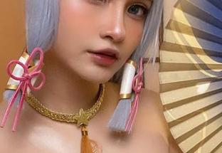 浸泡在Azami的浴缸里，福利图包让人心跳加速！