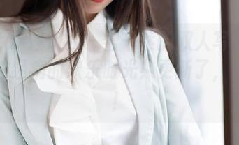 MiStar魅妍社 – 雪千紫的双人写真集：两个神经病的欢乐时光！更新了，快来看！