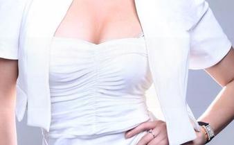 TuiGirl – 没什么好说的，何奕恋的裸足美图分享拯救了我的审美！