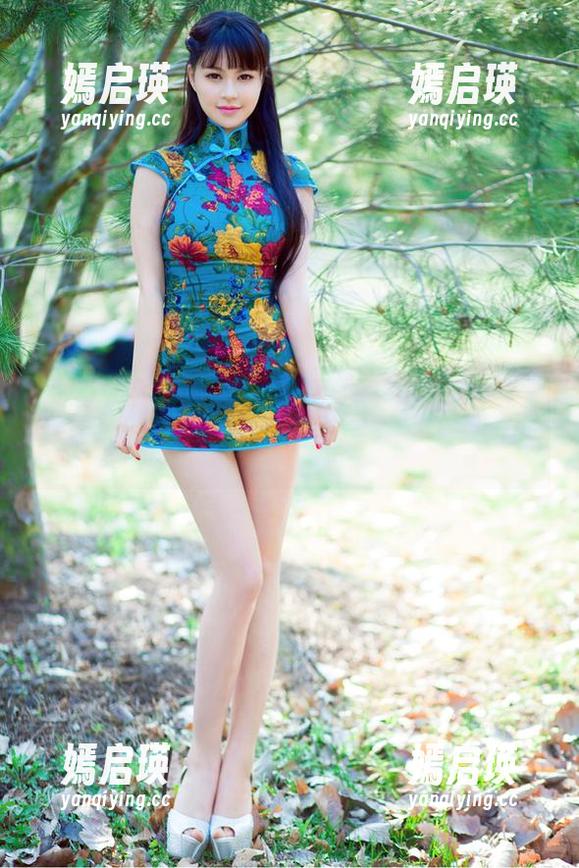 TuiGirl推女郎-梁棋棋 TuiGirl推女郎 - 瞧!这就是梁棋棋的裤里丝全套,图片里的趣味横生。