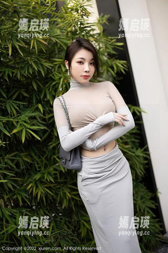 Xiuren秀人网 - 到底是“Yuki鱼儿”魅力太大，还是那个粉色写真抓住了我的心？