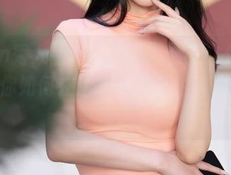 Xiuren秀人网 – “运动”合集：伊思思niko教你如何在运动中找寻生活的诗和远方。