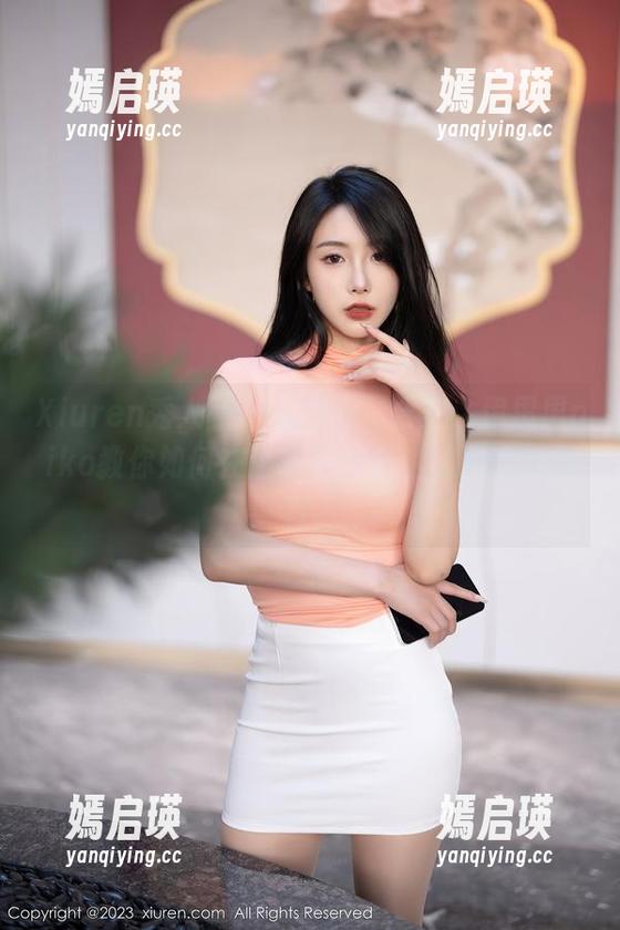 Xiuren秀人网 - “运动”合集：伊思思niko教你如何在运动中找寻生活的诗和远方。