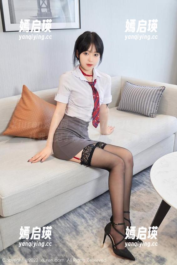 Xiuren秀人网 - 柚子178的JK写真精选，让我想起了那些年少的青涩时光。