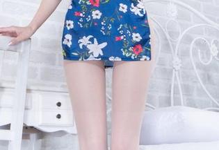 beautyleg – Sammi的校服写真：穿上这件，无圣光也不怕你心动