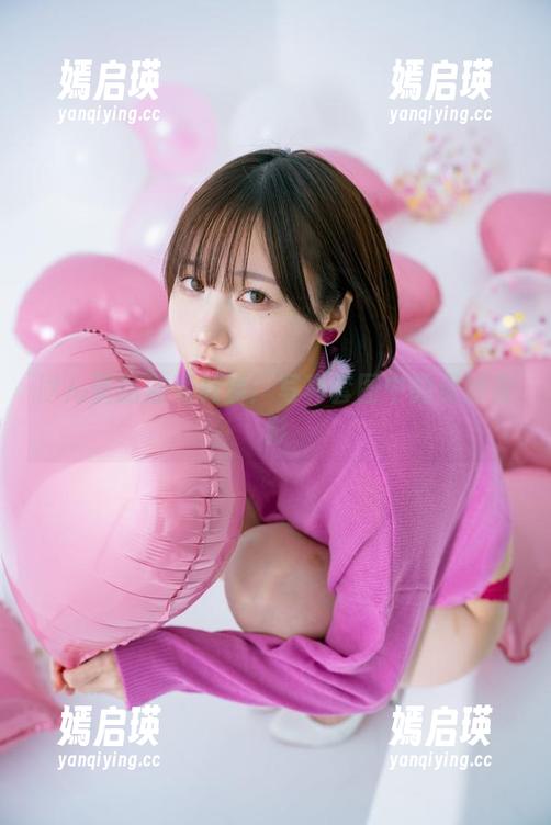 けん研的油亮舞步：写真套图中的曼妙身影