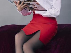 丽柜 – 甜甜的壁纸项目：在圣诞写真中重温懵懂岁月