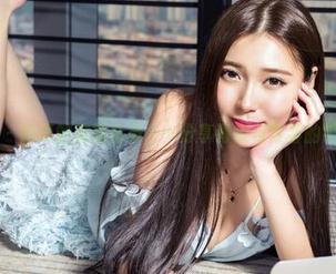克拉女神 – 阿离的校服合集——分享青涩与青春的绝妙混搭！