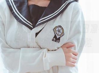 一路狂奔，高清写真云游：冲田凛花rinka与湊阿库娅的奇妙冒险