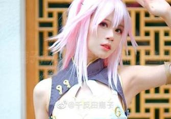 空姐千反田鹿子精选：在空中打包的那些甜蜜瞬间!