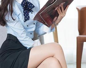 头条女神 – 尹菲和她的浴室写真，网盘里的水润知性，真是看一次就上瘾！