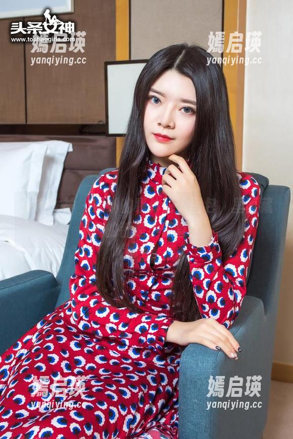 头条女神-琳琳 头条女神 - 琳琳的裹体丽人图包,里面藏着的都是小惊喜!