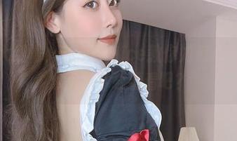 全套大红帽，奈汐酱Nice教你如何成为视线焦点，下载看看吧？