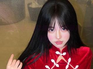 微密圈 – 小优优子粉色吊带裙最新图片曝光，少女心泛滥到不行！