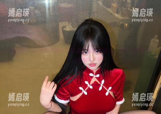 微密圈 - 小优优子粉色吊带裙最新图片曝光，少女心泛滥到不行！