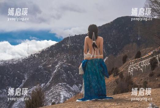 小和甜酒 小和甜酒在泳池的独特视角:原图分享一览无遗
