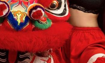 尤果网 – 童倩油亮全套图片，感受一下这个光泽，简直是发光体。