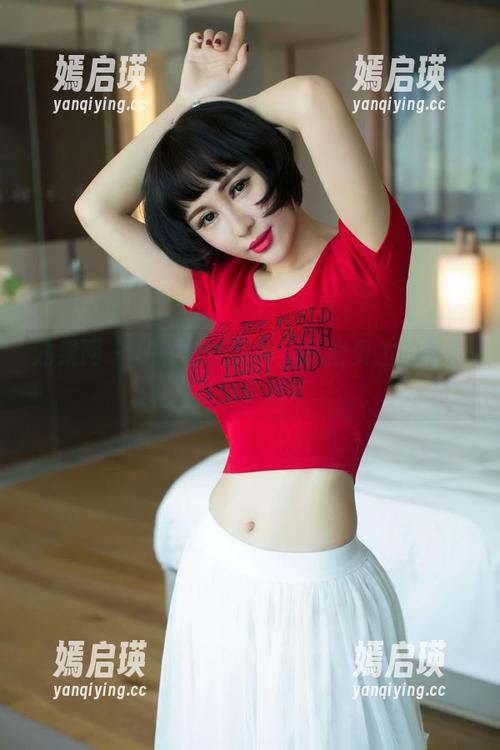 尤果网 - 在运动中绽放：探索贝拉的私房图包魅力！