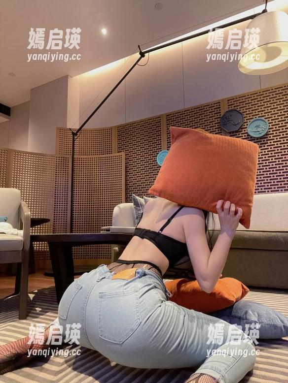 左公子666 微密圈 - 左公子666带来的花嫁全套:每一张图片都是一段甜蜜的瞬间。