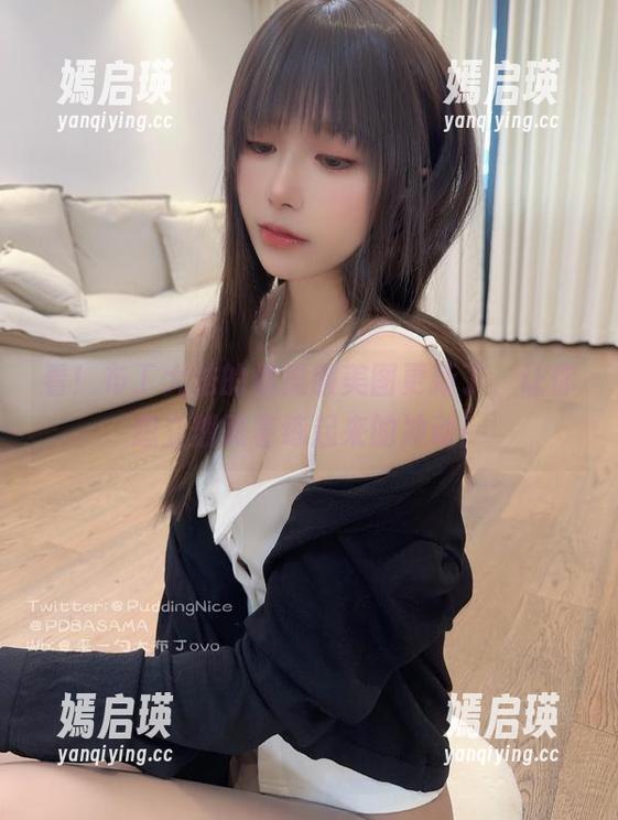 看！布丁大法的体操服美图更新了，让你想立刻跟着练起来的冲动！