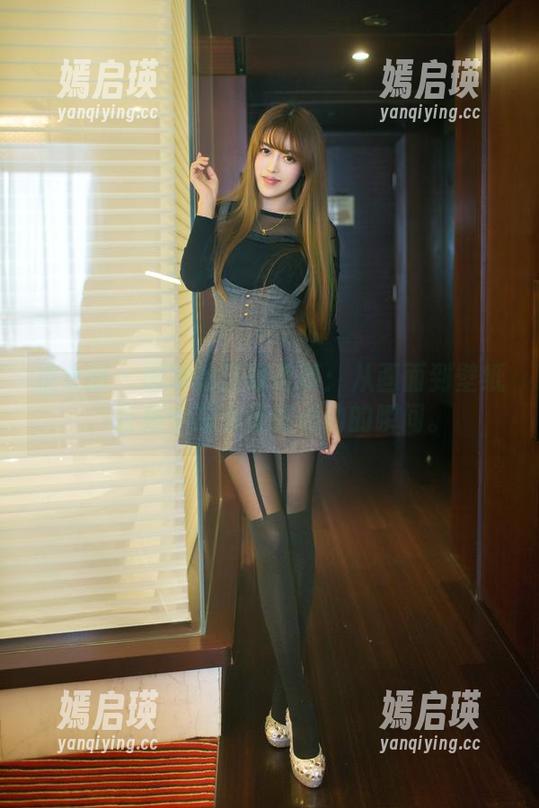 推女郎 - 谭冰的圣诞故事：从画面到壁纸，合集中总有让你心动的瞬间。