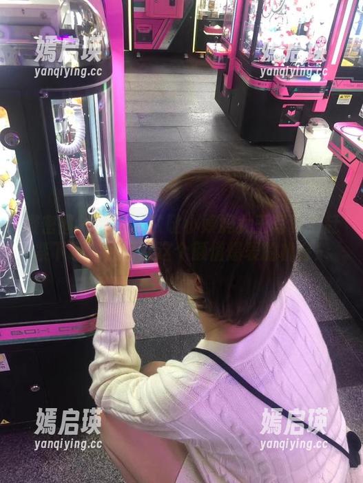 微密圈 - 想要无敌哒小姨妈女王写真？赶紧下载，别错过这个颜值爆表的机会！