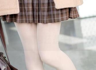户外白丝秀什么鬼？森萝财团最新写真出炉，期待还是失望？