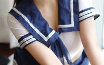 模范学院 – 进阶版校服：胡润曦图集分享，为青春加点儿辣！