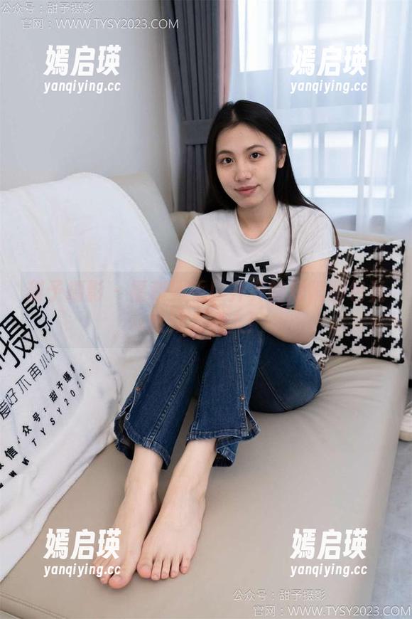 甜予摄影 - 福利到手！齐齐的短靴图包竟然如此撩人！