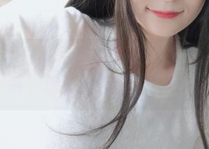 白银81牛仔裤写真集更新：穿上这条牛仔裤，你就是街头的女王！