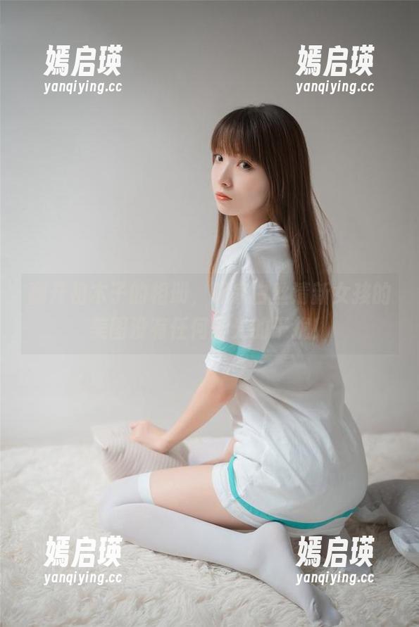 祖木子 翻开祖木子的相册,邻家白丝清新女孩的美图没有任何圣光的干扰!