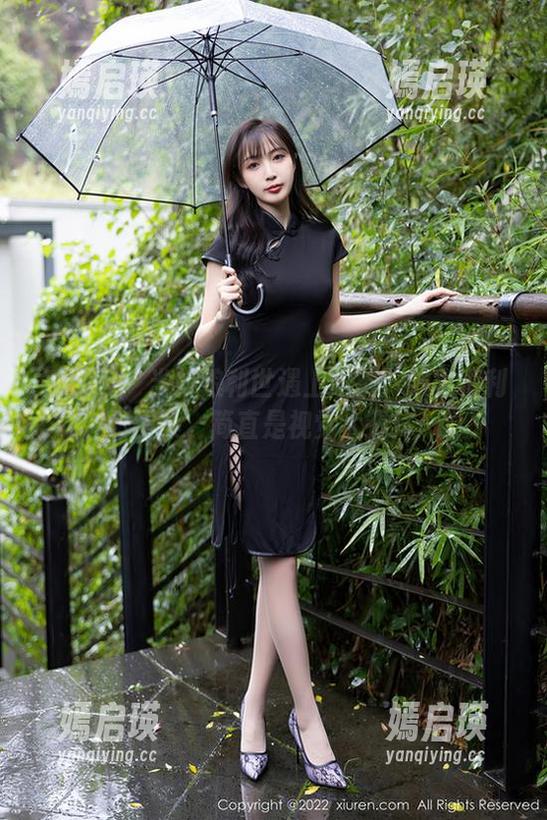 秀人网 - 当抖娘利世遇上眼镜：独家福利图集，简直是视觉大餐！