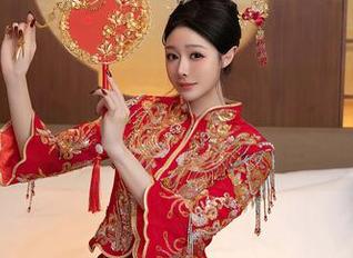 秀人网 – 看！杨晨晨的户外美图，不下载简直太可惜了！