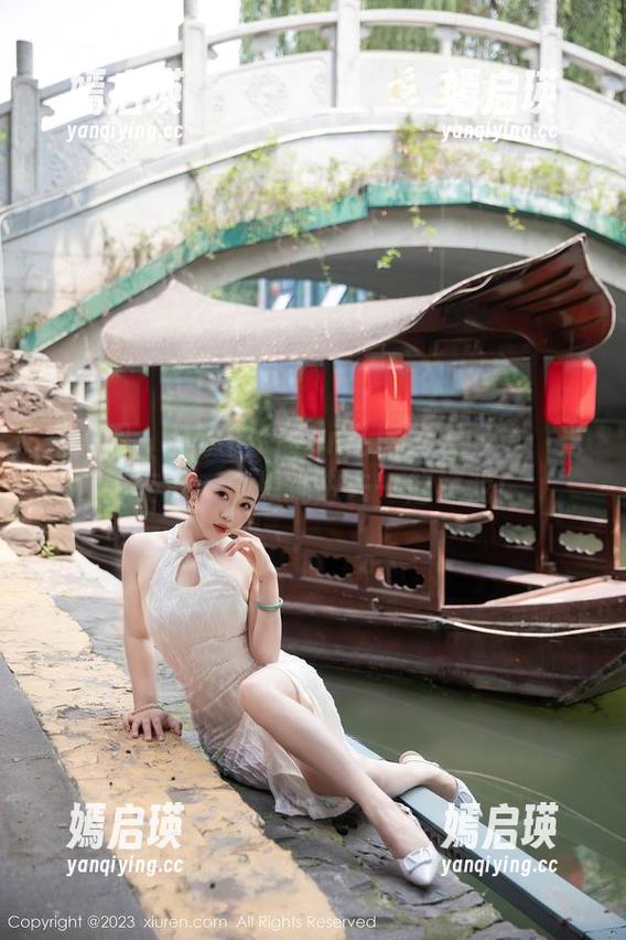 秀人网-江淑影river 秀人网 - 江淑影river私房泳衣图集:光影交错,真想跳进去一起嬉戏!