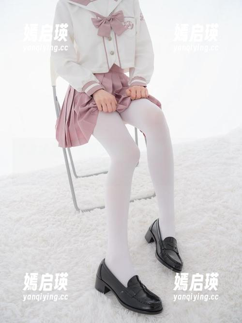 紧急企划 - 细腻的厚白丝，小恩原图精选，真香警告！