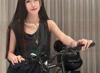 免费的校园图集，腐团儿Ikaros用镜头讲述那些悸动的故事。