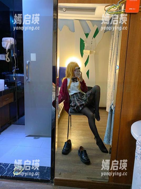 小恶魔又来了！芋圆侑子的私拍图片简直是视觉的诱惑！
