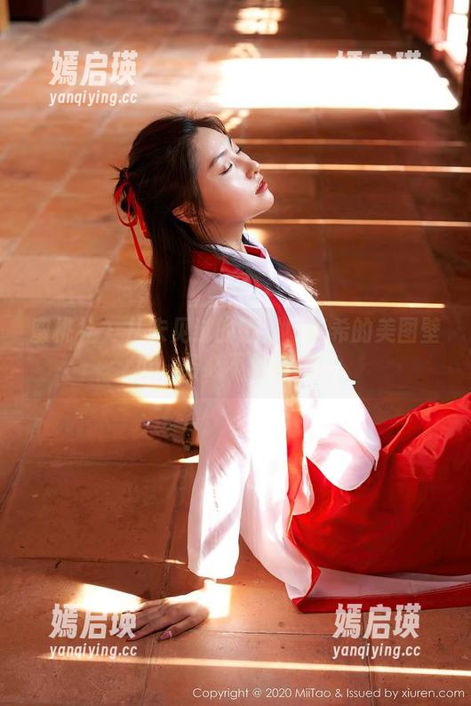 蜜桃社-真希 蜜桃社 - 从未见过的镂空!真希的美图壁纸,务必不容错过!