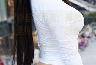蜜桃社 – 红裙美图更新：韩贝贝又来捣乱，让我脑海里循环出现‘我也想穿红裙’的画面！
