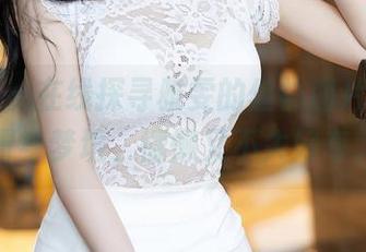 语画界 – 在线探寻雅雯的丝袜图片，恍如置身梦境，慵懒又不失好奇。