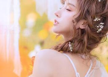 “过期米线线喵”让你心动的睡衣cos套图，少女心满分！