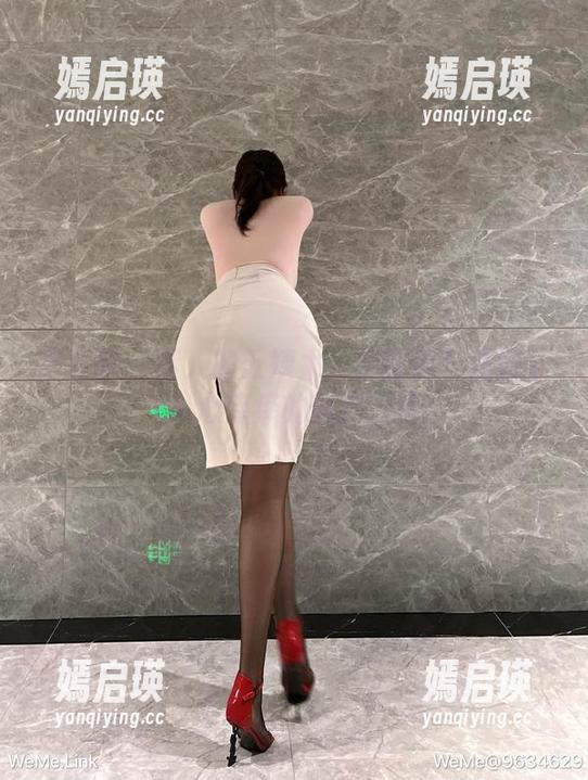 迷人的五姨太 微密圈 - 迷人的五姨太:那些香车美臀让人心痒痒的精选图库