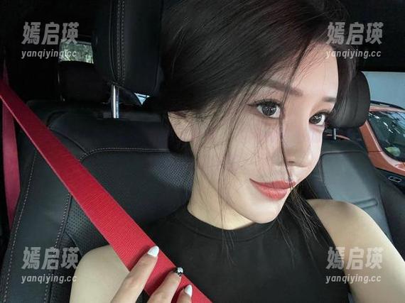 微密圈 - 看！金希儿私房原图，渔网和性感的结合，太会挑逗眼球了。