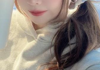 跟着闪月半的礼服私拍图集，体验什么叫高级
