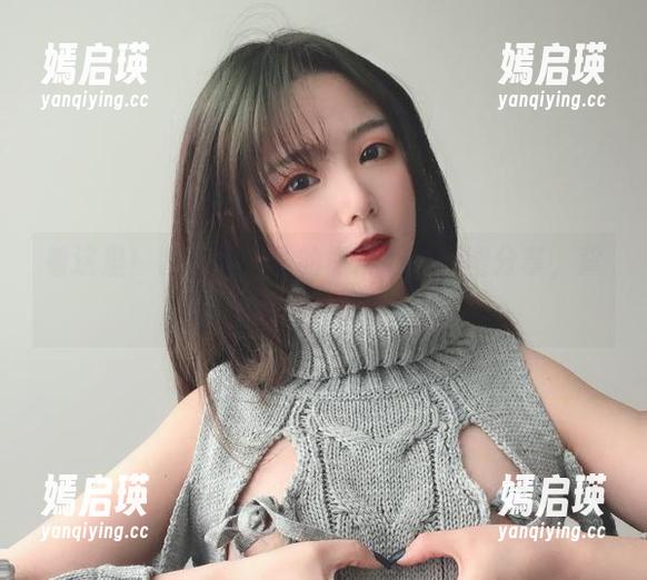 青水百合子 看这里!青水百合子的露背毛衣套图分享,背部美得让人怀疑人生。