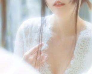 黑白美学，新品竟然让人回血！香草喵露露的作品更新，你绝对不想错过。