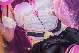 缘之空中的兔女郎：鳗鱼霏儿的私拍让人喘不过气